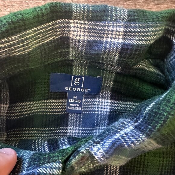 George Casual Button Down Mens Medium Green Plaid Dressy Flannel Shirt - Picture 2 of 6